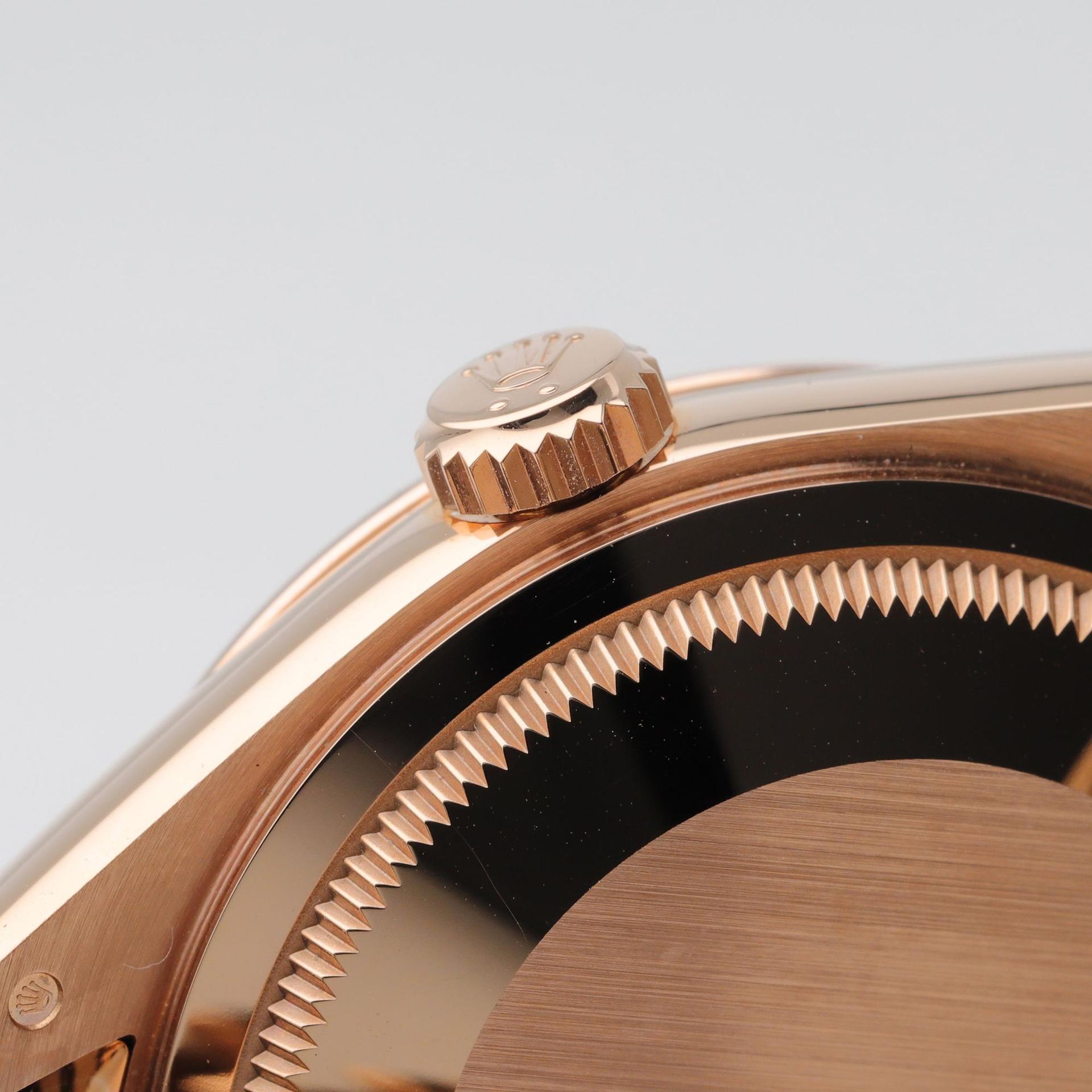 Day-Date 36mm Everose Gold “Chocolate” condition photo