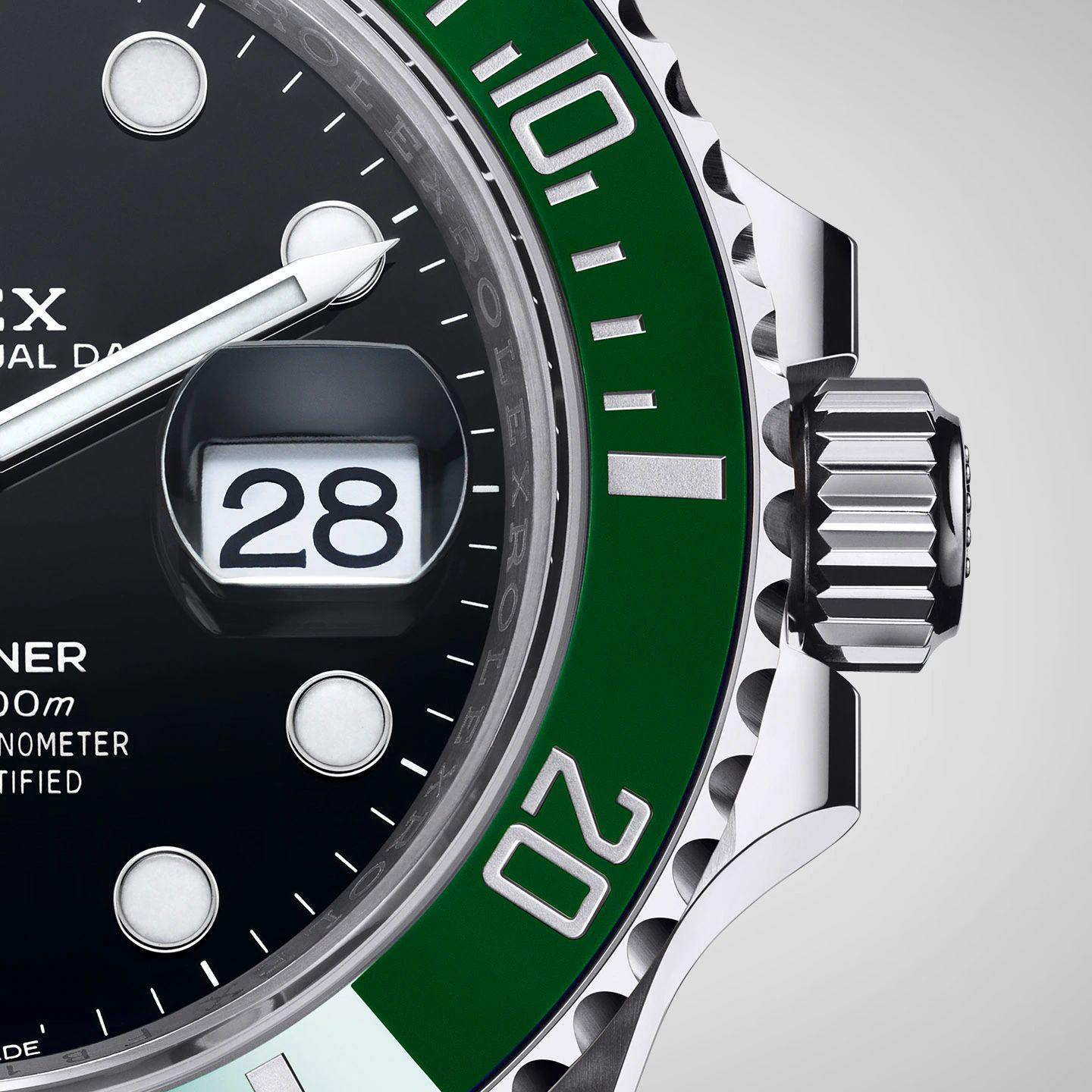 model-page-submariner-date_m126610lv-0002_2001ac_001_small_1.jpg
